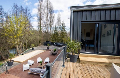 Isles-sur-Suippe House | Loft Détente Fun Champagne Experience