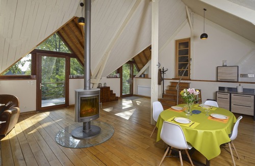 La Roche Foulques Apartment | Loft d’architecte chaleureux et spacieux