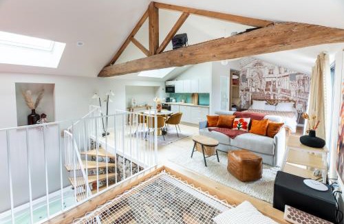 Monnieres Apartment | Loft d'architecte jacuzzi, cinema et filet habitation