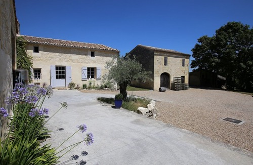Saint-Germain-Du-Puch Apartment | Loft dans un vignoble- 15 min de St Emilion