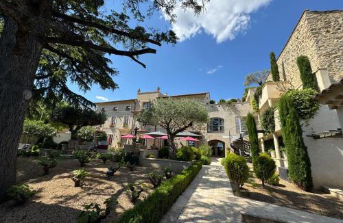 Laudun Apartment | Loft de charme - Coeur de ville