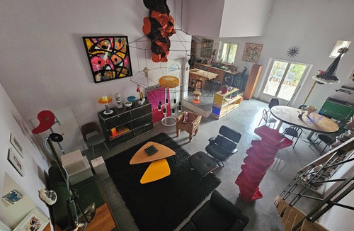 Saint-Jean-de-Vedas Apartment | Loft, Design collection, artist's studio, 15' from beaches and Montpellier center