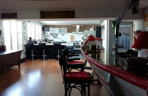 Donville-les-Bains Apartment | Loft-en-mer Spa+accès Suite 8 Pers