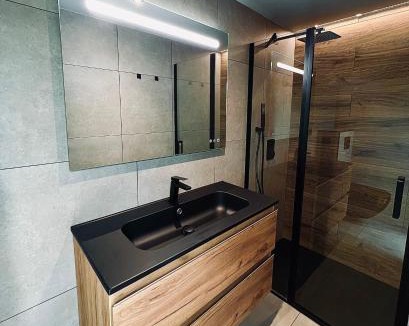 Foix Apartment | LOFT et SPA sous les étoiles