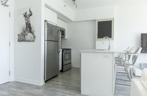 King West Village Apartment | Loft in Liberty Village