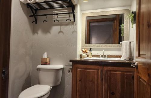 Amherst Apartment | Loft in the Pines