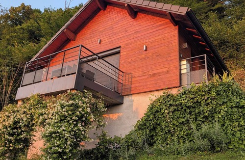 Aiguebelette-le-Lac Ski Chalet | Loft Insolite Avec Jacuzzi Privatif et vue lac