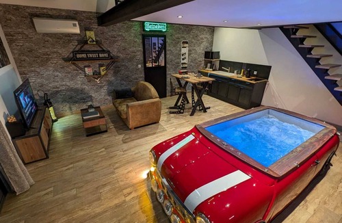 Aiguebelette-le-Lac Ski Chalet | Loft Insolite Avec Jacuzzi Privatif et vue lac