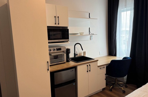 Amos Apartment | Loft Le Sommet (loft #4)