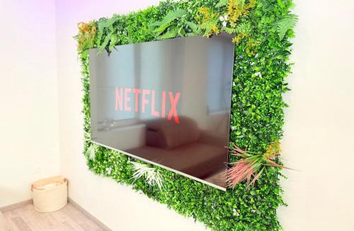 Haussonville-Blandan-Mon Desert-Saurupt Apartment | Loft Luxe Nancy - Jacuzzi - Sauna - Cinéma