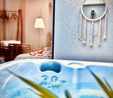 Saint Nicolas - Charles III - Ville vieille - Trois Maisons - Leopold Apartment | Loft Menorca & Spa 5 étoiles au cœur de Nancy