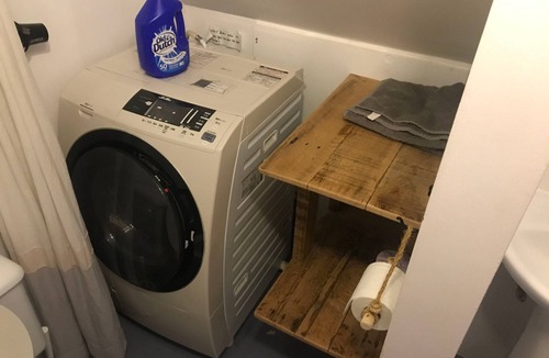Little Italy Condo | Loft Montrealais Avec Cour Privé!