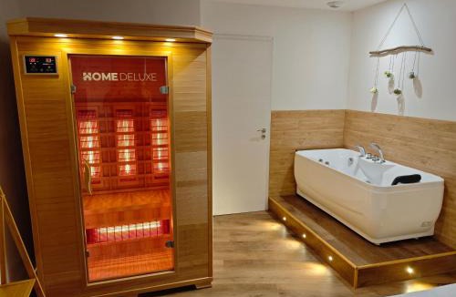 Sainte-Livrade-sur-Lot Apartment | Loft "Nordic Chic" - Sauna - Balnéo - Clim - TV HD