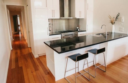 Benalla Apartment | Loft On Bridge - Benalla