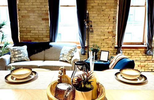 Canal Park Apartment | Loft on Lake Ave