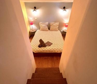 Moret-sur-Loing Apartment | Loft & Parking privé