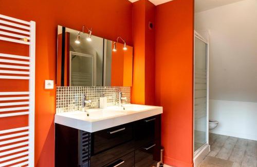 Caen City Centre Apartment | Loft pour 2 au port de Caen