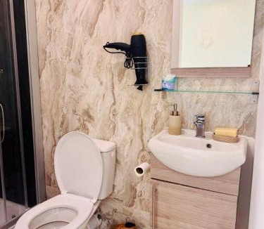 Demouville Apartment | Loft premium proche Caen plages parking privé