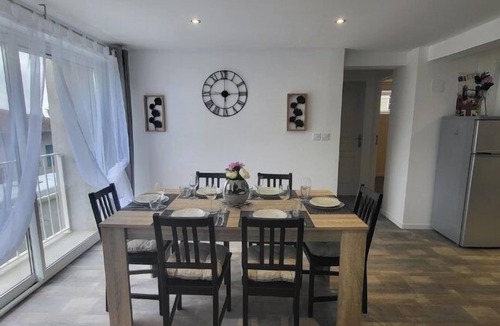 Laplume Apartment | LOFT PRIVILÈGE. air conditioning garage