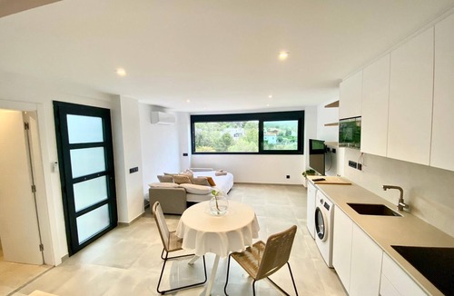 Vallpineda Apartment | Loft Rodeado de Tranquilidad