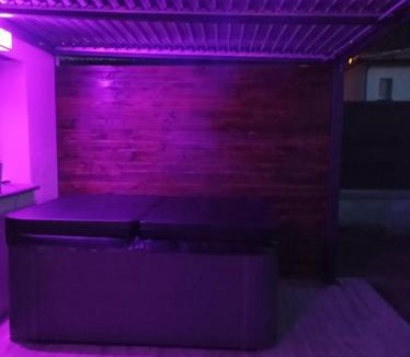 Lavelanet Apartment | Loft sauna jacuzzi ospariegeois