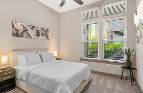 Woodbridge Apartment | Loft | Spacious | Free-Parking