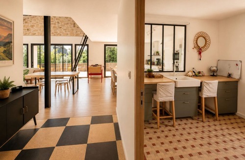Saint-Martin Apartment | Loft St Roch Montpellier - Garden, pool & spa