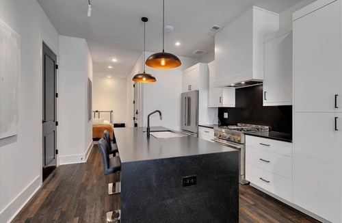 Castleberry Hill Apartment | Loft Style Spacious Lux Apt 202, sleeps 6