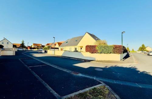 Demouville Apartment | Loft tout confort avec parking à 15 minutes de Caen et des plages