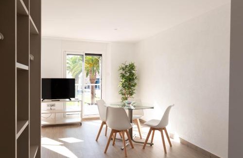Palamos Apartment | Loft vistes al mar 50 mts to Palamós Beach