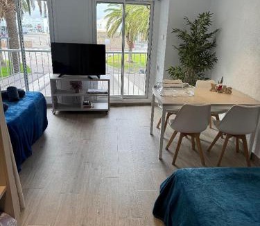 Palamos Apartment | Loft vistes al mar 50 mts to Palamós Beach