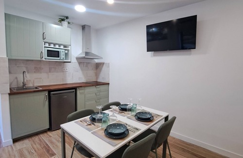 Monistrol de Montserrat Apartment | Loft with swimming pool Monistrol de Montserrat