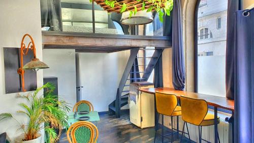 Quartier Vieux Marche-Cathedrale Apartment | Loft Zen Rouen - Jacuzzi - Centre Historique