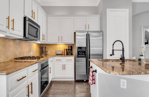 Legacy Park House | Lofted Luxury. Exclusive 3BR Home Short Walk to Legacy Shops and Dining