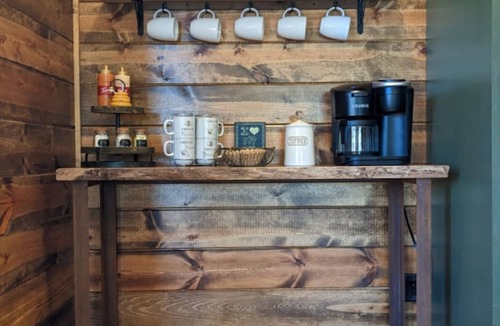 Broken Bow Apartment | Lofted Pines Hot Tub Arcade Air Hockey