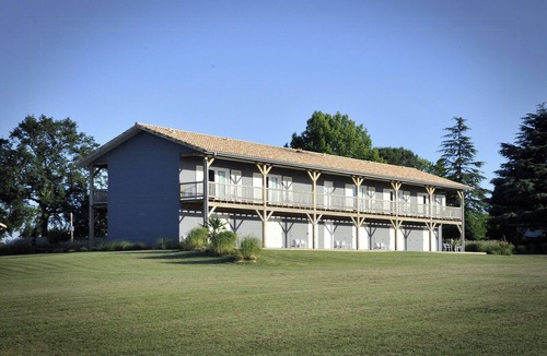 Saint-Cricq-Chalosse House | Lofts with spa in the hills of Chalosse