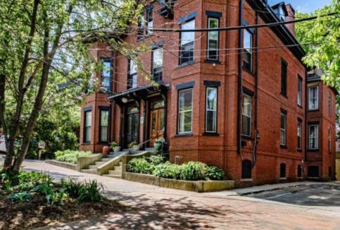 Parkside Apartment | Lofty Ambition - Stunning West End Rooftop Retreat