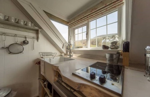Bath House | Lofty first floor barn conversion in stunning secluded setting.