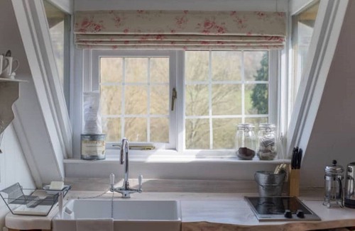 Bath House | Lofty first floor barn conversion in stunning secluded setting.