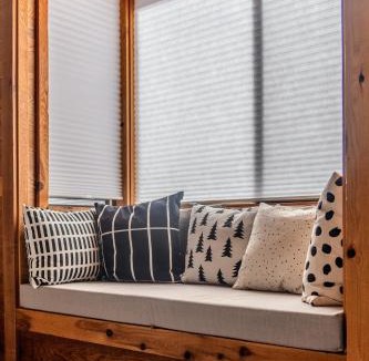 Truckee Apartment | Lofty Retreat, Condo in Northstar