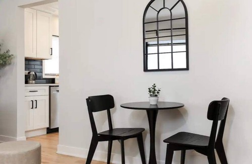 Bedford Park House | Lofty Urban Retreat