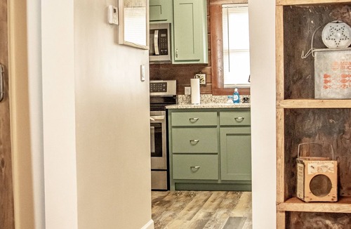 Oxford Cabin | Log Cabin at Sardis Lake