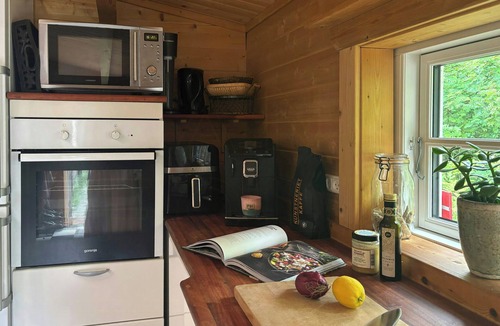 Tim House | Log cabin between North Sea and Stadil Fjord