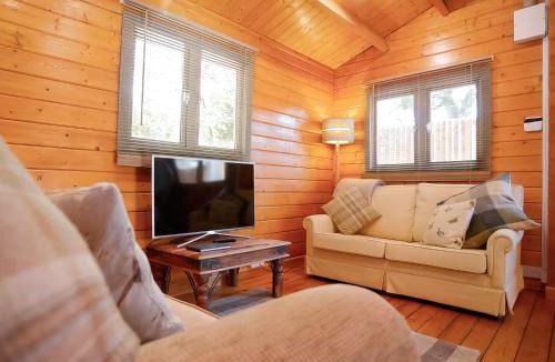 Guyhirn House | Log Cabin