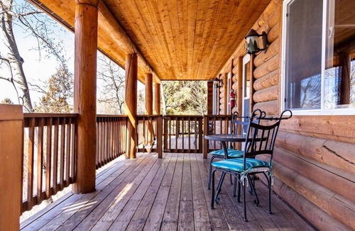 Pinedale Cabin | Log cabin in the National Forest, near ski lift! Full restaurant/bar on site.