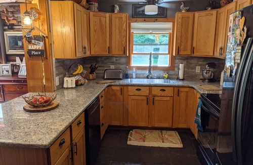 Salem Cabin | Log Cabin in the woods