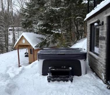 Lambton House | Log cabin - Lakeside - Le Oly