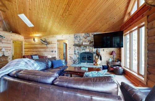 Friendship House | Log Cabin Life