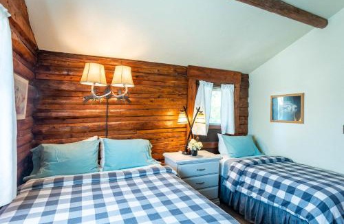 Pinedale Cabin | Log Cabin Motel