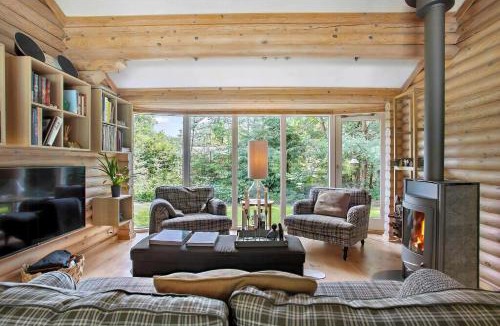 Helberskov Strand House | Log Cabin Near Mariager Fjord